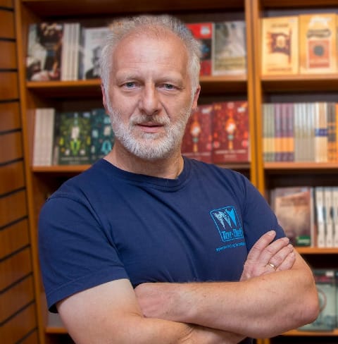 Translator Quentin Bates and his impressive forearms